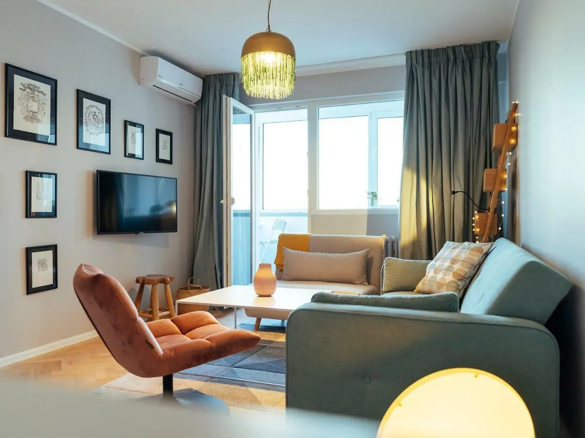 Parklake Design Apartment - Fabulous View - Netflix ブカレスト
