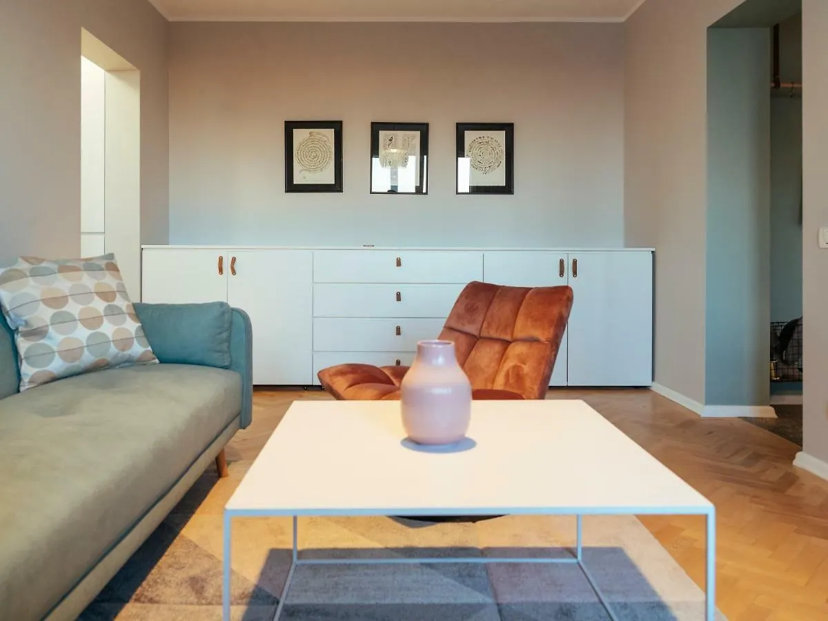 Parklake Design Apartment - Fabulous View - Netflix Bukarest