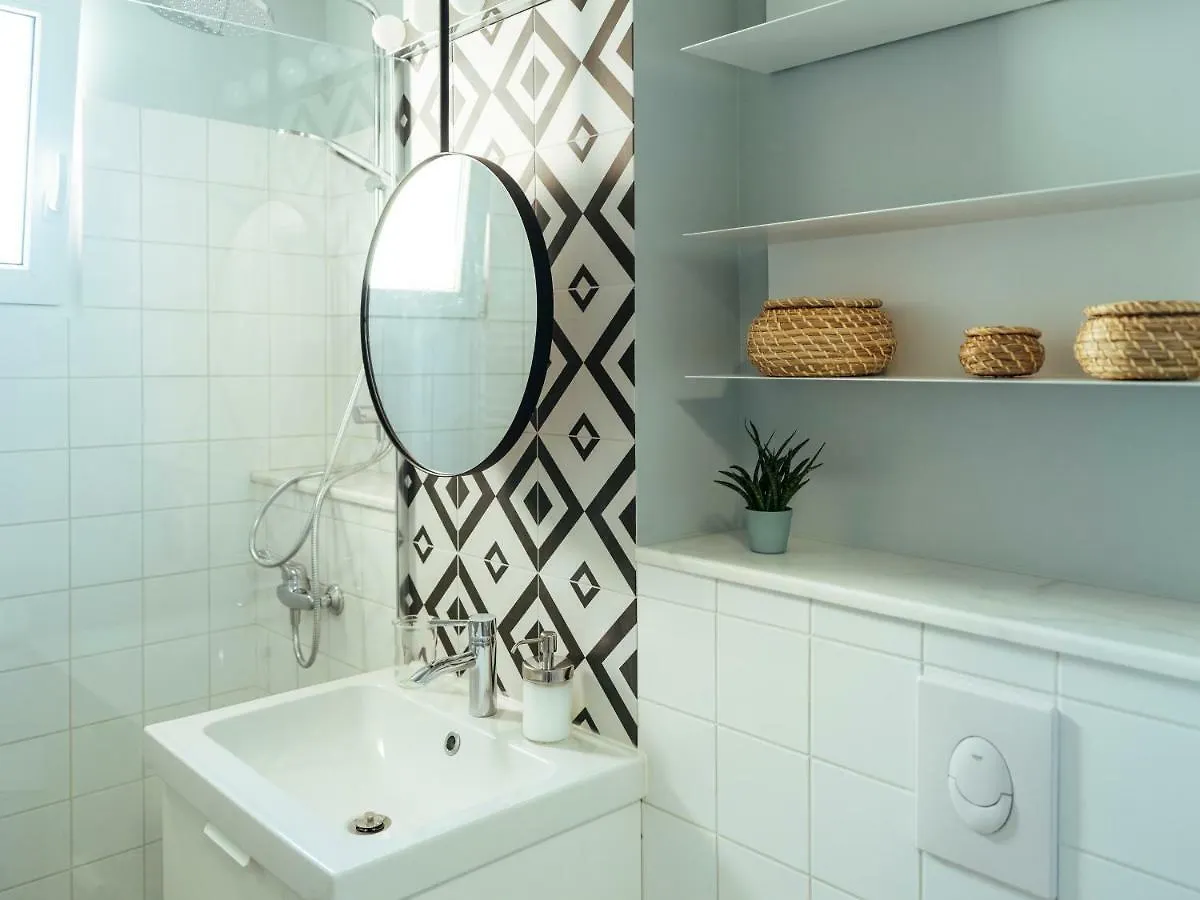 Parklake Design Apartment - Fabulous View - Netflix Bucarest 0*,